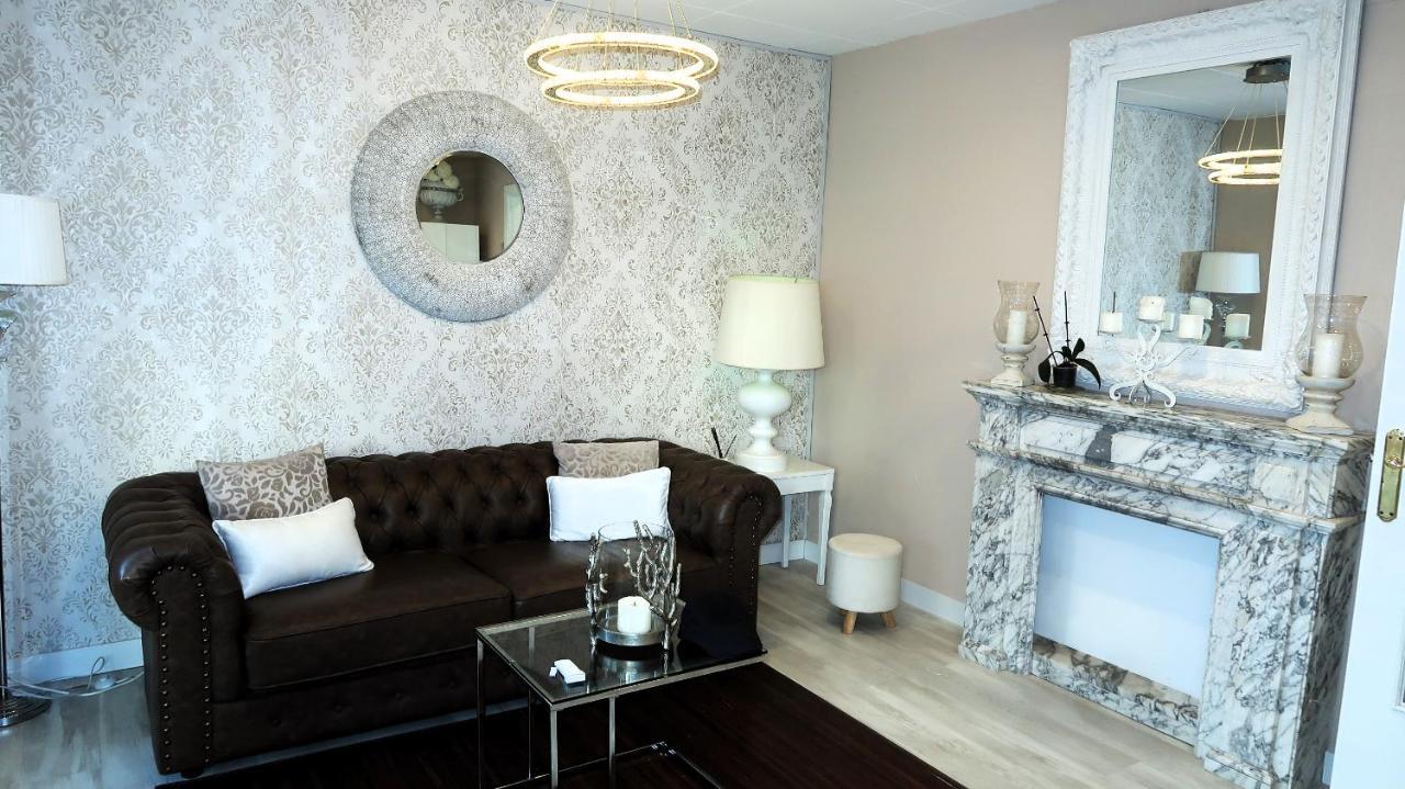 Entire Apartment , 2 Bedrooms Newly Remodeled Center Sitges Barcelona Zewnętrze zdjęcie
